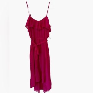 Forever 21 NWT Women’s Fuchsia Hi-Ali Dress